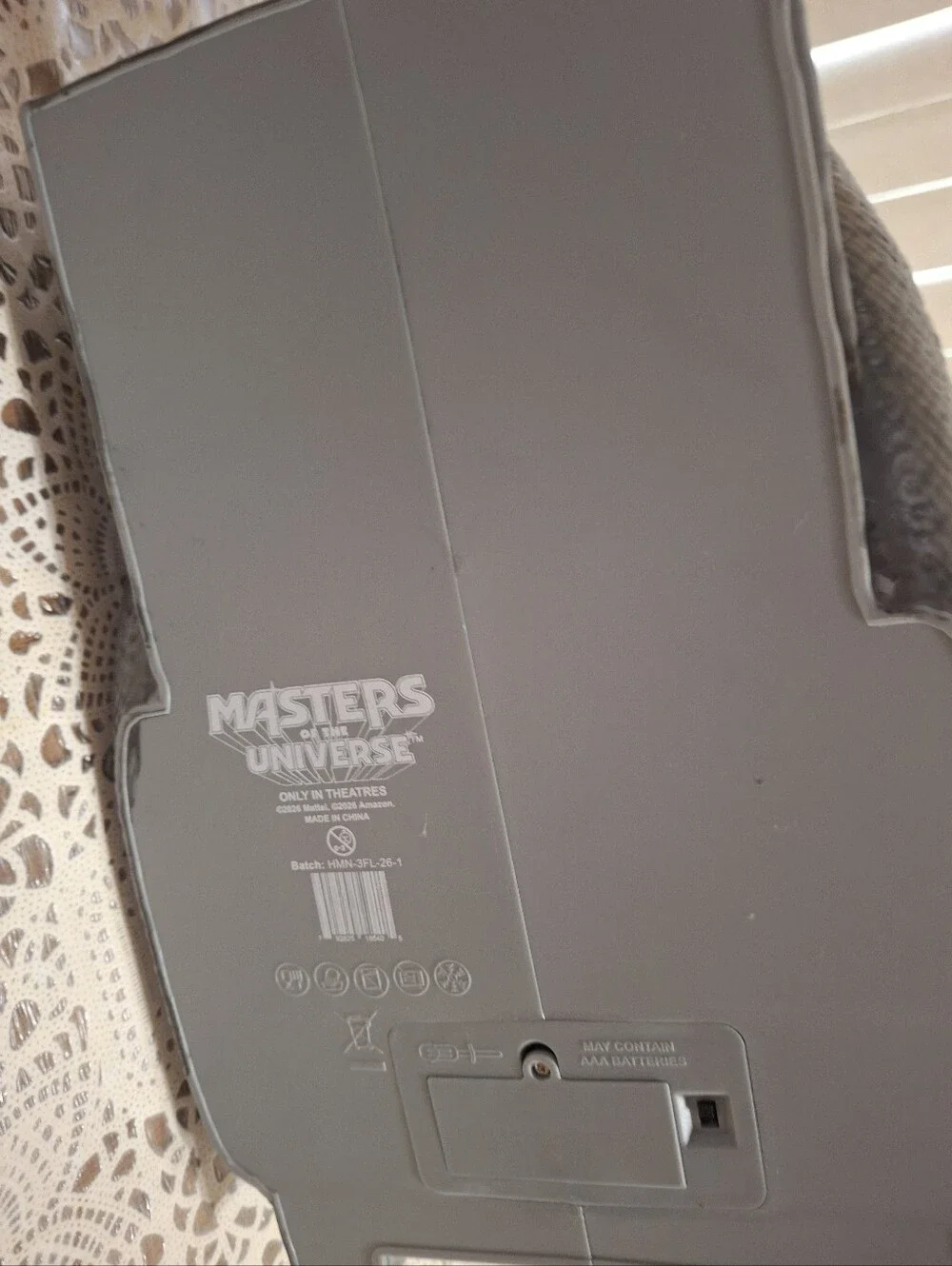 Masters of the Universe 85oz Skeletor's Trone LED. new.